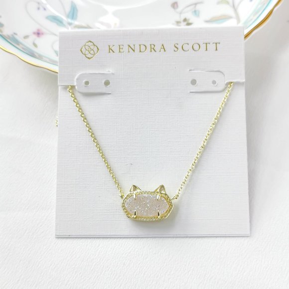 Kendra Scott. Elisa Cat Gold Iridescent Drusy Pendant Necklace - Picture 1 of 3